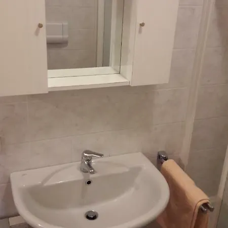 Borgo Ora 4