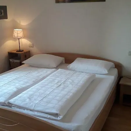 Borgo Ora 4